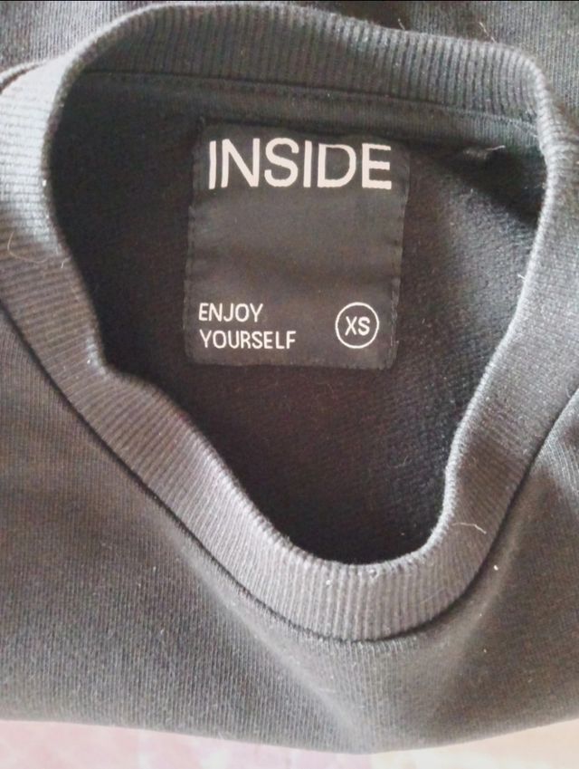 Sudadera corta de Inside