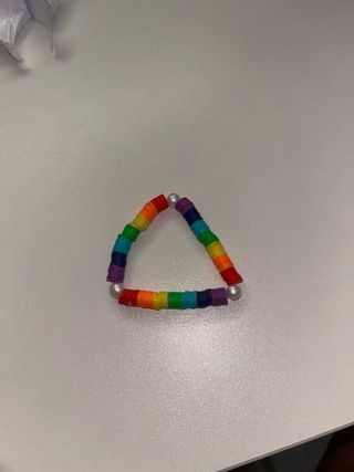 Pulsera arcoiris niños hecha a mano