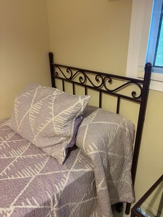 Mesita de noche y cabeceros