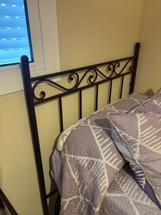 Mesita de noche y cabeceros