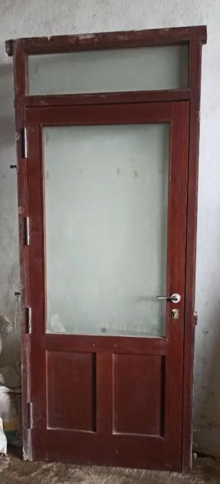 Puerta madera antigua