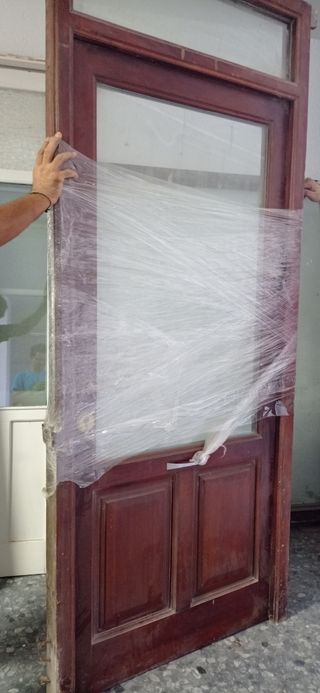 Puerta madera antigua