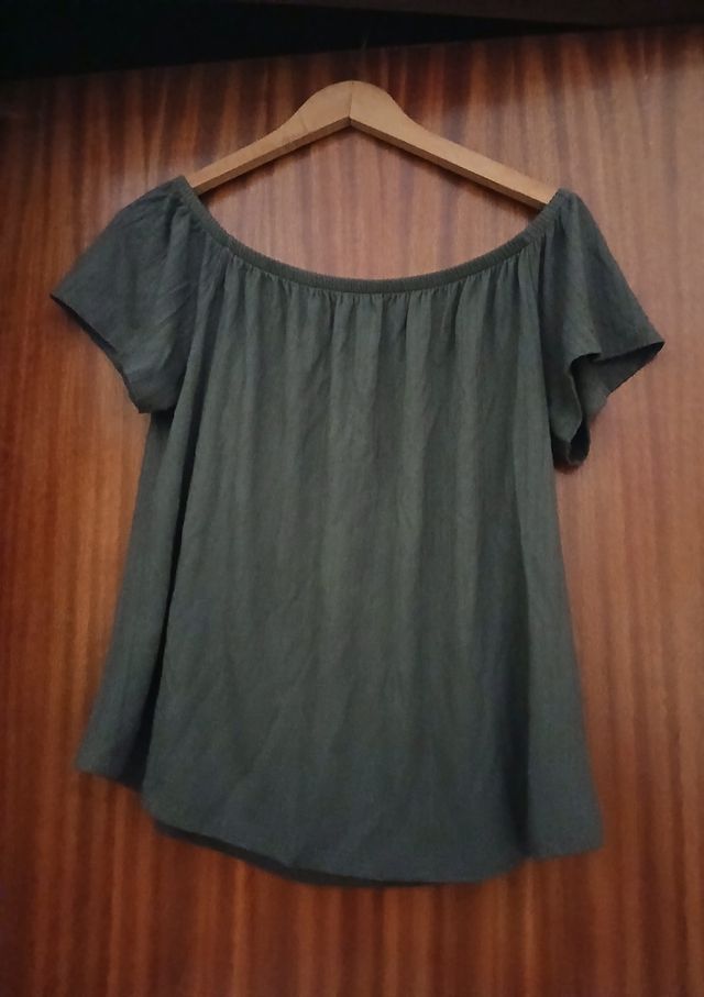 Blusa verde oliva - Talla L