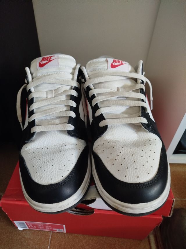 Nike Dunk Low Retro - Blancas y Negras