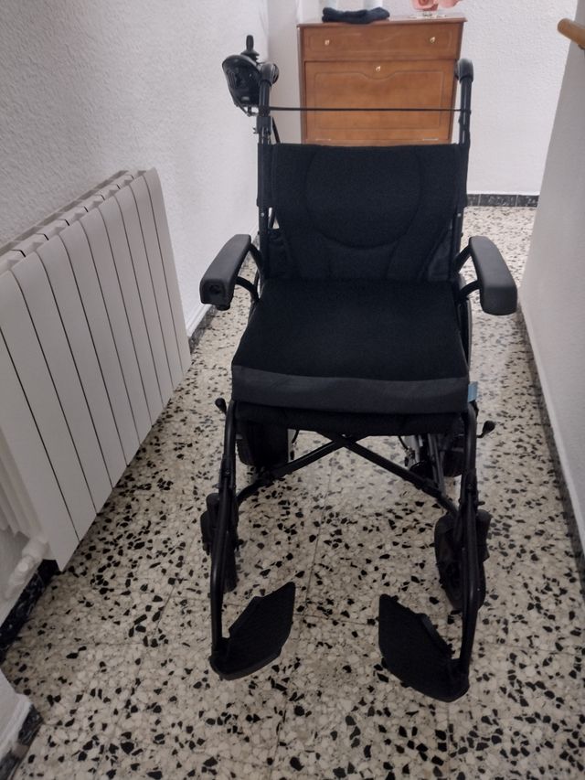 Silla de ruedas Martina + cojín