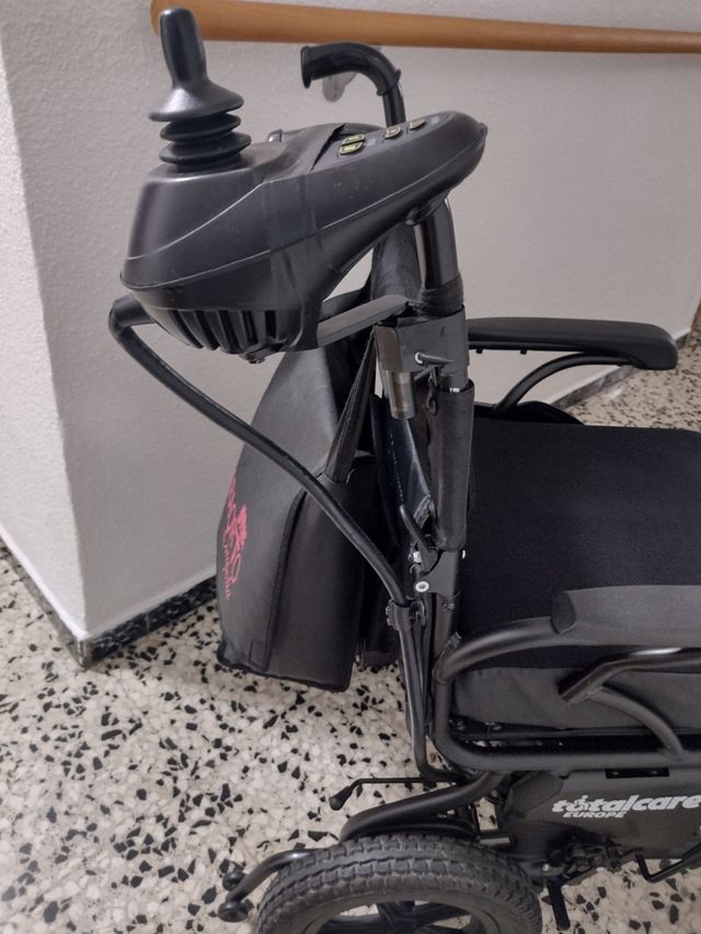 Silla de ruedas Martina + cojín