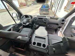 Renault Master 2012
