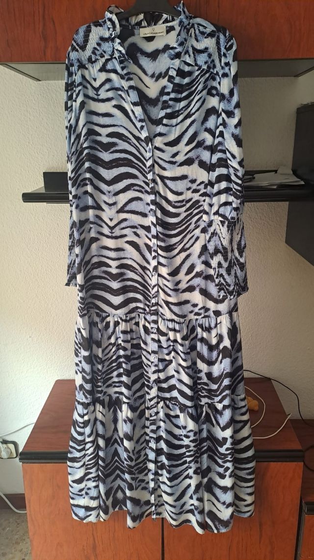 Vestido cebra azul y negro