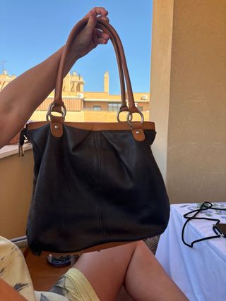 Bolso Valentina - Cuero Negro y Marrón