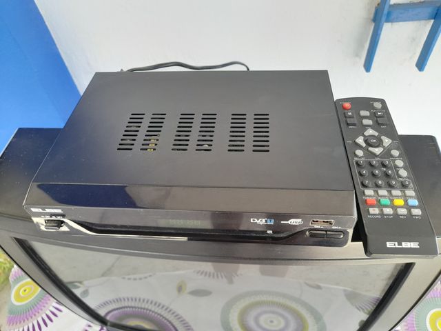 TV Philips 17" analógica