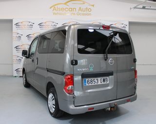 Nissan NV200 combi 2010