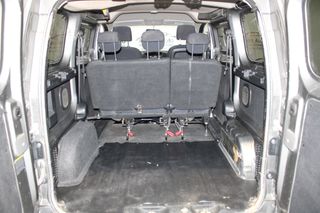 Nissan NV200 combi 2010