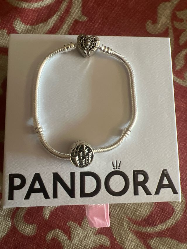 Pulsera Pandora Spiderman y charm