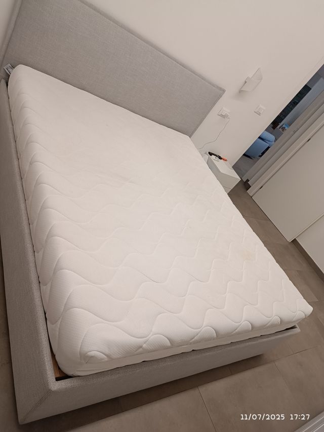 Materasso matrimoniale in tessuto