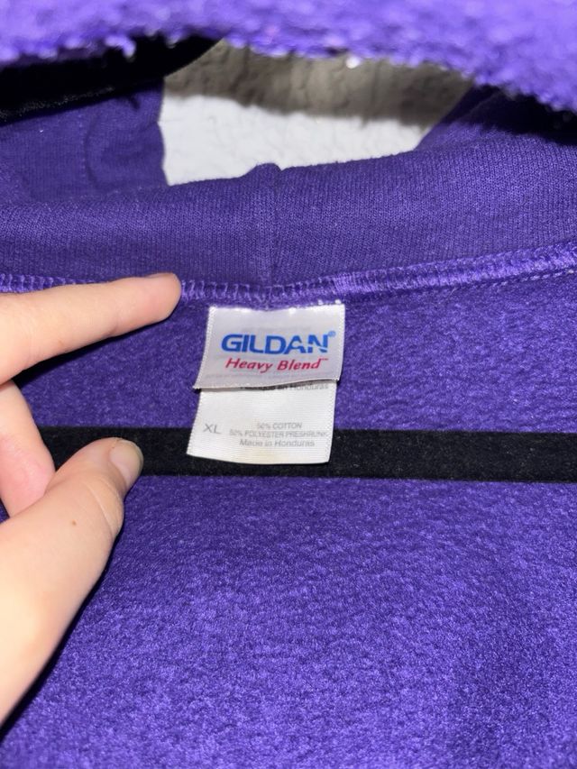 Sudadera morada Milka Tuc