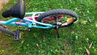 Bicicleta niña 14" Btwin, buen estado