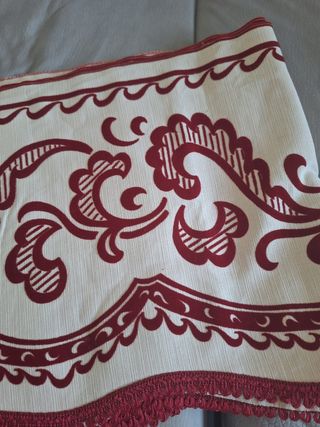 Mantovana ricamo beige-rosso