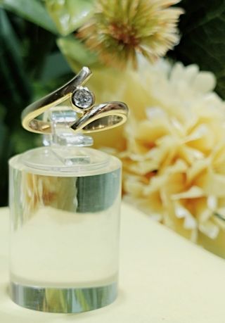 Anillo oro amarillo 18k