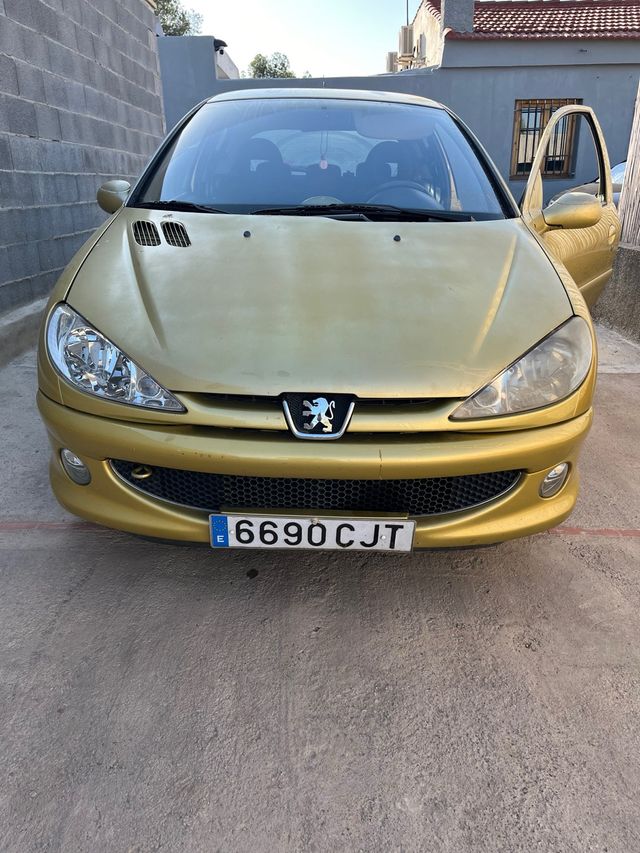 Peugeot 206 2004