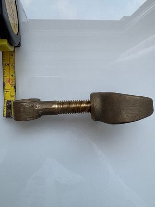 Palomilla náutica de bronce.