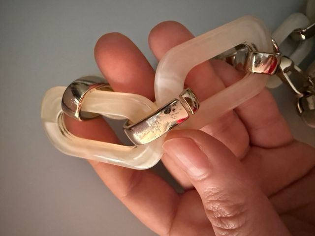 Bolso beige acolchado 