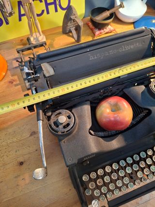 Máquina escribir Hispano Olivetti M40