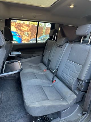 Ford Grand Tourneo Connec 2014