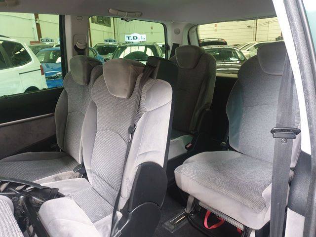 Peugeot 807 Premium 2.0 Hdi 136 