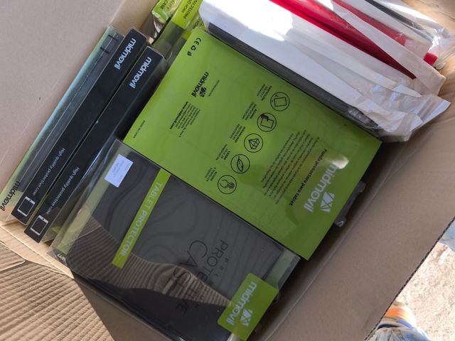 Elephone: teléfono negro