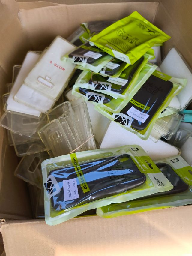 Elephone: teléfono negro