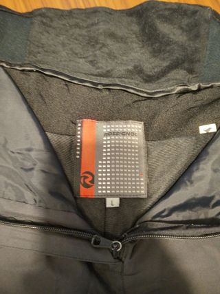Chaqueta y pantalon de esquí Salomon y rossingnol
