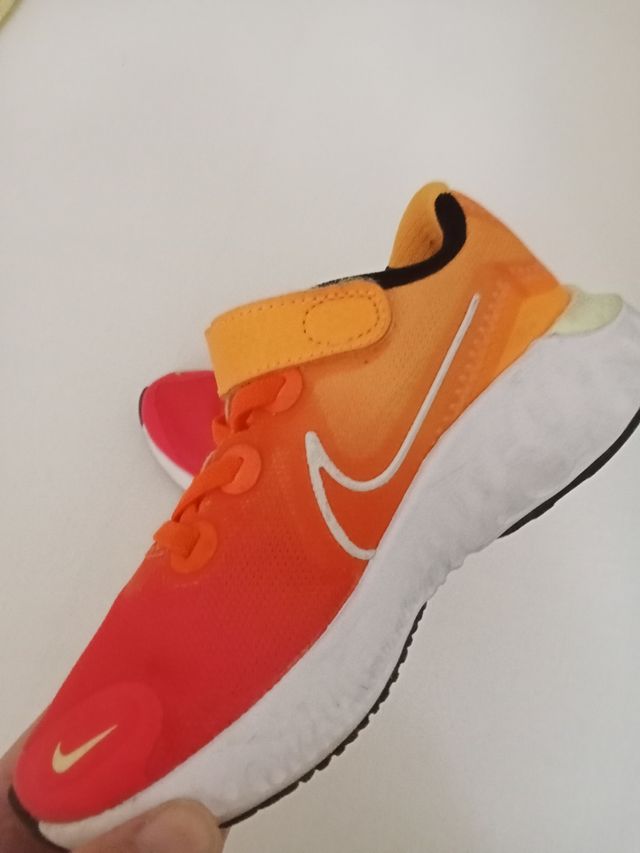 Zapatillas Nike niño talla 27