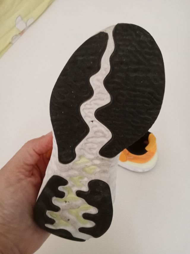 Zapatillas Nike niño talla 27