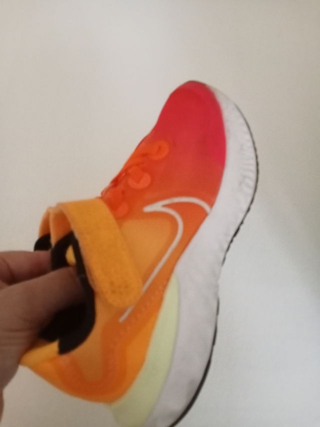 Zapatillas Nike niño talla 27