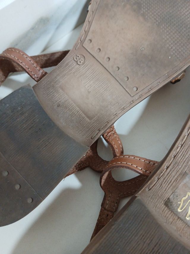 Sandalias ETIEM piel marrón