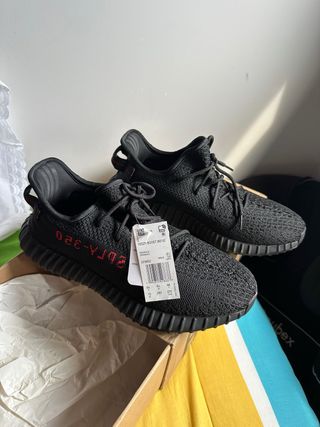 Adidas Yeezy Boost 350 V2 Negras - Talla 44