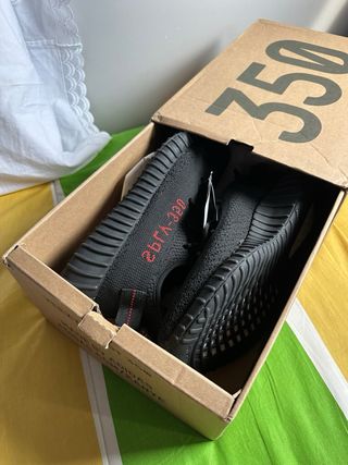 Adidas Yeezy Boost 350 V2 Negras - Talla 44