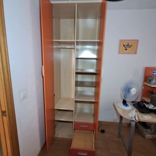 Habitación juvenil o infantil 
