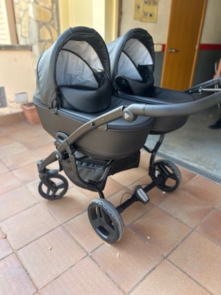 Carrito gemelar junama negro