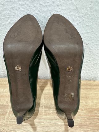 Zapatos de tacon - charol verde oscuro - Talla 40