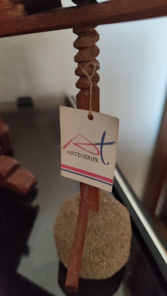 Lagar canario artesanal miniatura