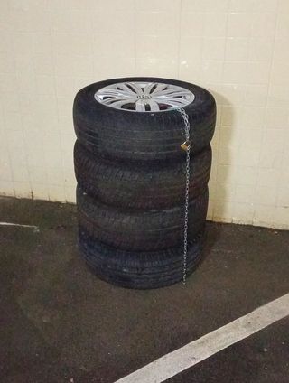 4 Ruedas 205/55/16 VW