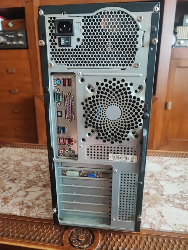 Torre Gigabyte Core i7