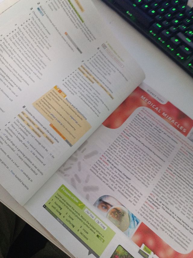 Libro inglés MAKE THE GRADE segundo bachillerato