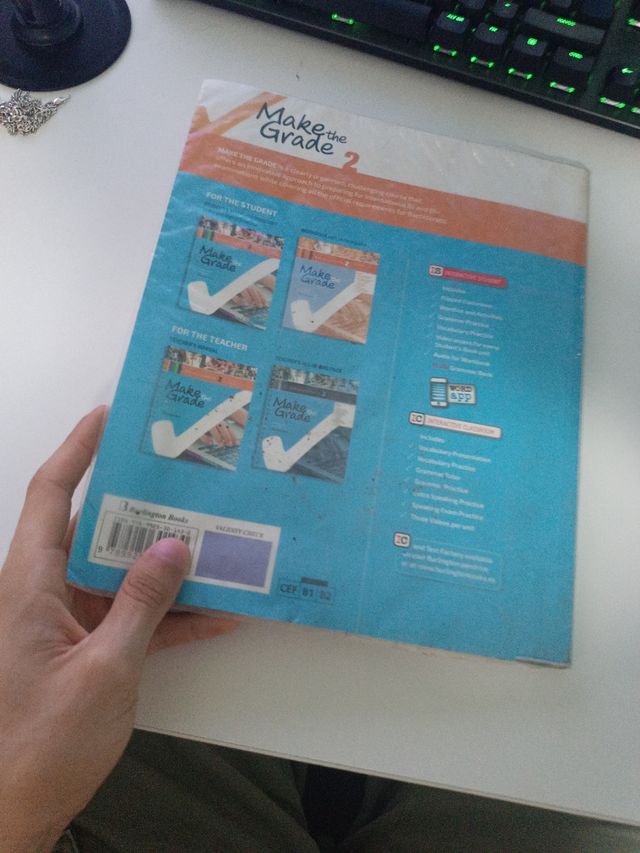 Libro inglés MAKE THE GRADE segundo bachillerato