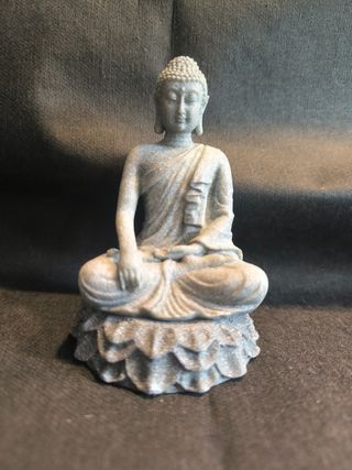 Statue di Buddha Grigio. 3 modelli e base.