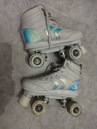 Patines infantiles blancos