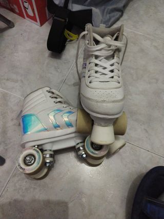 Patines infantiles blancos