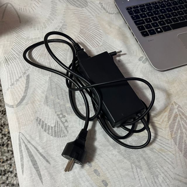 Portátil HP i7 / 16GB RAM / NVIDIA 4GB