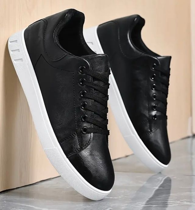 Zapatillas negras de vestir